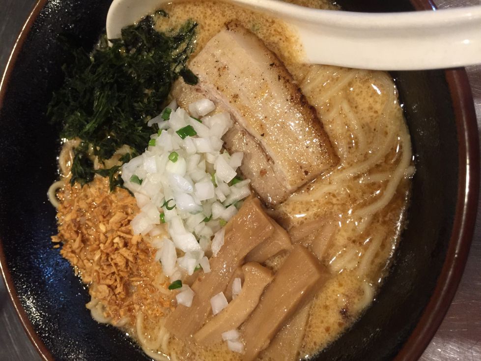 LAラーメン980円 